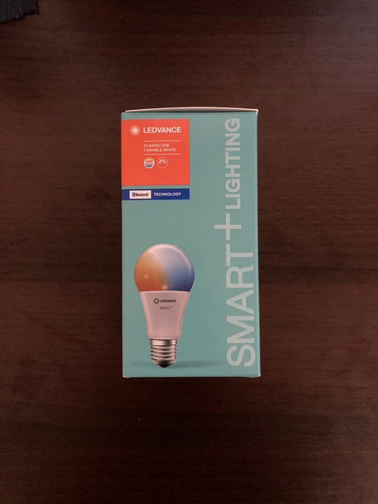 LEDVANCE-SMART+の箱
